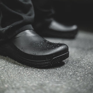 Men's Hospitality Shoes