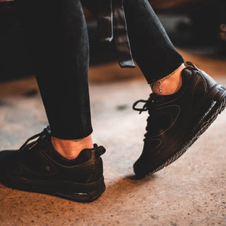 Extra Cushioned Shoes & Boots